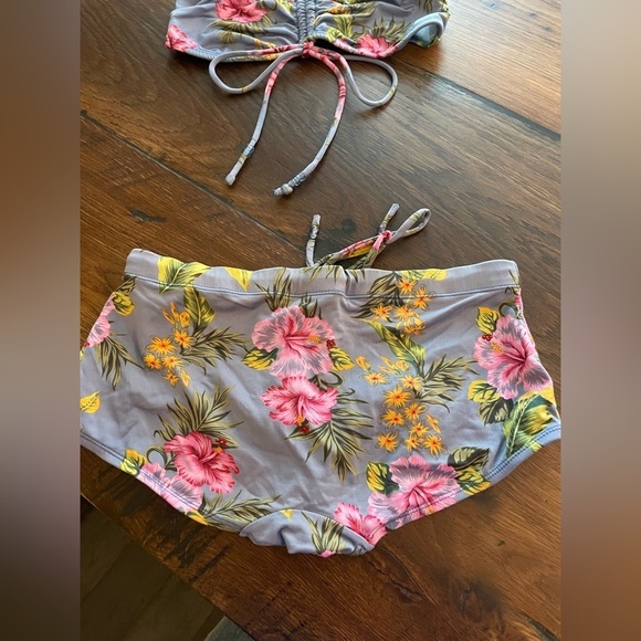 Y2K American Eagle Outfitters Beachy Floral Bikini - Picture 4 of 9